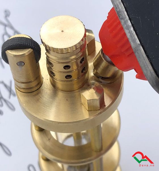 Bật lửa xăng đá độc lạ TC17