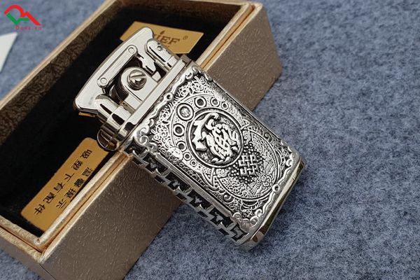 Bật Lửa Độ CF018R