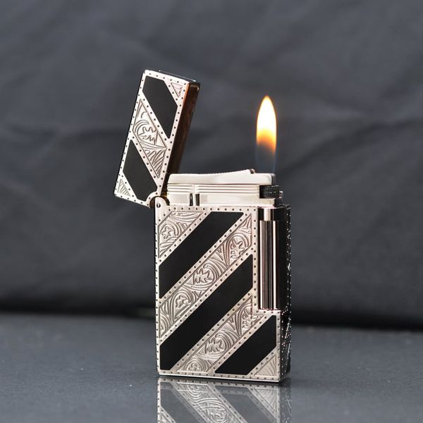 Bật lửa dupont kẻ chéo vàng đen D42