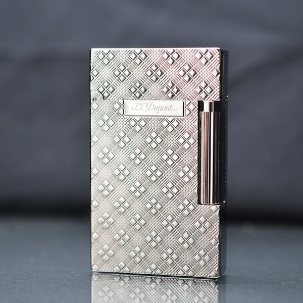 Bật lửa Dupont ô vuông D47