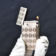 Bật lửa Dupont ô vuông nổi màu vàng D59