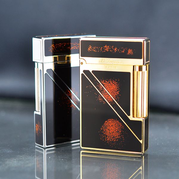 Bật lửa Dupont vàng sơn mài phủ nhũ kẻ chéo D213V