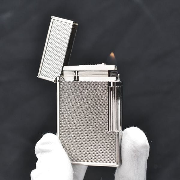 Bật lửa ST Dupont trắng ô vuông D139