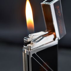 Bật lửa Dupont vàng sơn mài phủ nhũ kẻ chéo D213V