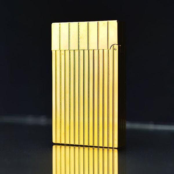 Bật lửa ST Dupont vân kẻ dọc sole D107