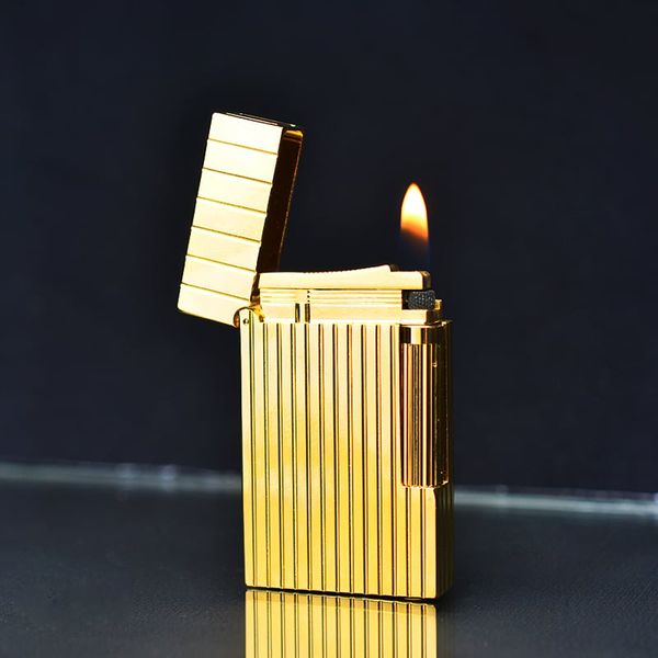 Bật lửa ST Dupont vân kẻ dọc sole D107