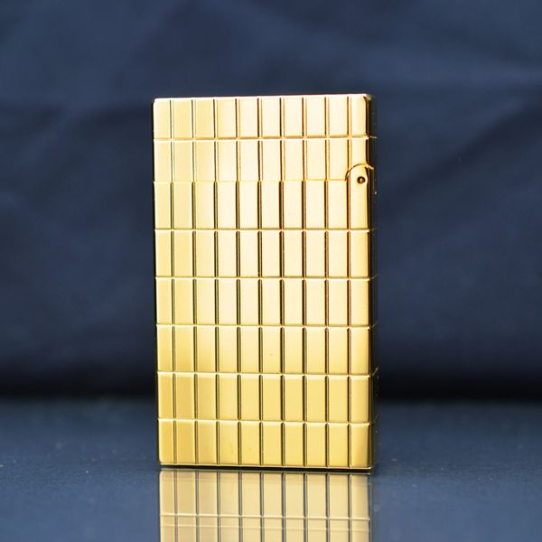 Bật lửa Dupont vàng kẻ vuông D51