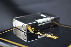 Bật lửa Calories 2 Lửa Sơn Mài Đen Viền Bạc CL-S04