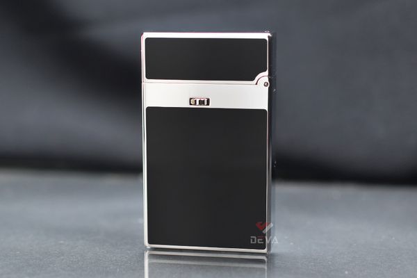 Bật lửa Calories 2 Lửa Sơn Mài Đen Viền Bạc CL-S04