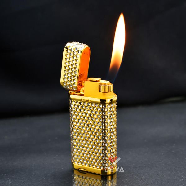 Bật Lửa Ga Đá Cartier Mạ Vàng Đính Đá Kim Cương K033