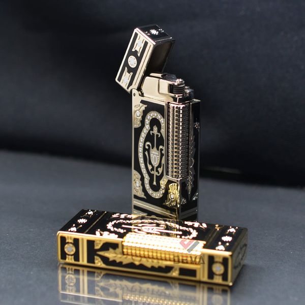 Bật Lửa G.Horse Sơn Mài Đen Hoa Văn Hoàng Gia Cổ Điển GH02