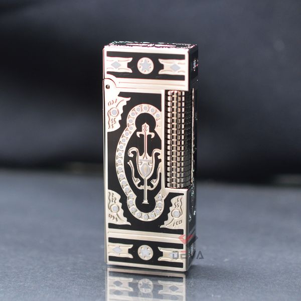 Bật Lửa G.Horse Sơn Mài Đen Hoa Văn Hoàng Gia Cổ Điển GH02