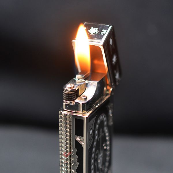 Bật Lửa G.Horse Sơn Mài Đen Hoa Văn Hoàng Gia Cổ Điển GH02
