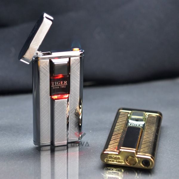 Bật lửa cảm ứng pin điện dùng ga Tiger 896