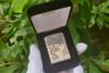 Zippo bạc khắc hình cá chép ZN172