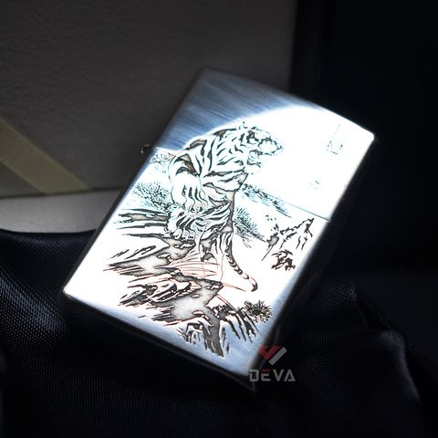 Bật lửa chính hãng Zorro Bạc Khối Khắc Hình Hổ Núi ZBK05