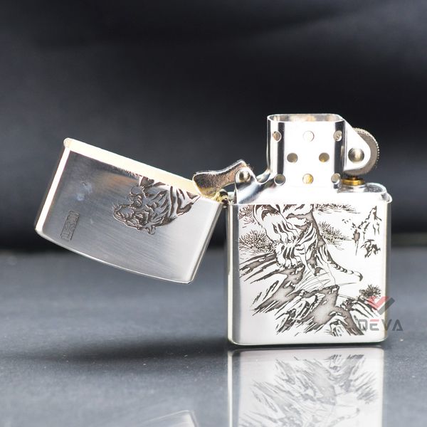 Bật lửa chính hãng Zorro Bạc Khối Khắc Hình Hổ Núi ZBK05