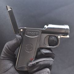 Bật lửa thủ công hình cây súng kèm khay đựng thuốc lá Razzia TC26