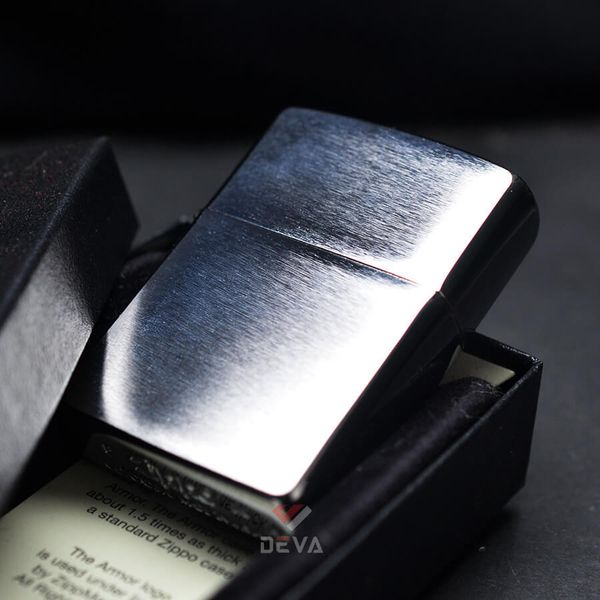 Zippo Armor bạc nhám Z221