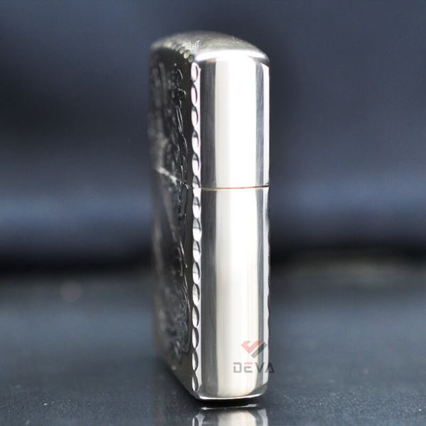 Zippo Bạc Khối Khắc Cá Chép Viền Gõ Búa BK11