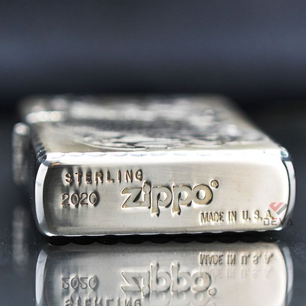 Zippo Bạc Khối Khắc Cá Chép Viền Gõ Búa BK11