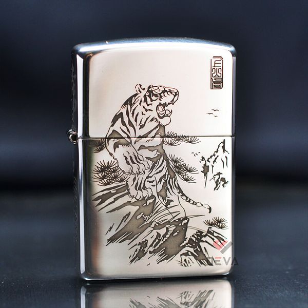 Zippo Bạc Khối Chúa Sơn Lâm BK19
