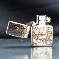 Zippo Bạc Khối Khắc Hình Mãnh Hổ Giương Vuốt BK28