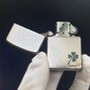 Zippo Bạc Xước Cổ Điển In Hình Cỏ 4 Lá May Mắn Z08