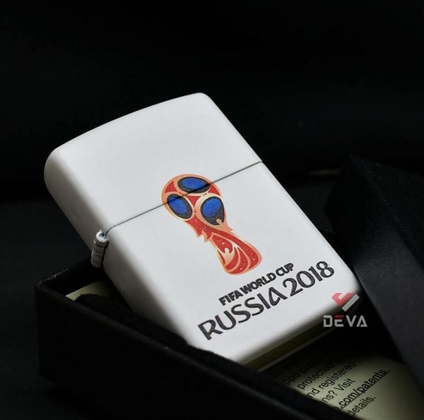 Zippo Sơn Trắng Chủ Đề Fifa World Cup 2018 Russia Z300