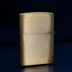 Zippo Vàng Xước Khắc Laser Cờ Mỹ ZK02