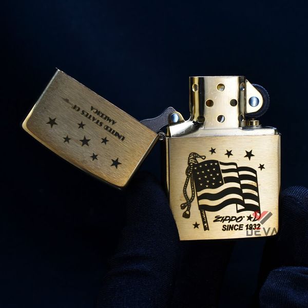 Zippo Vàng Xước Khắc Laser Cờ Mỹ ZK02