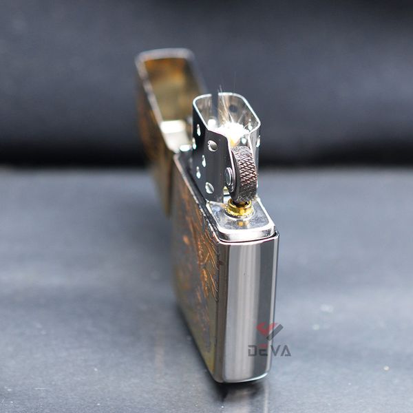Zippo Khắc Sâu Cá Chép Trong Đầm Sen ZK115