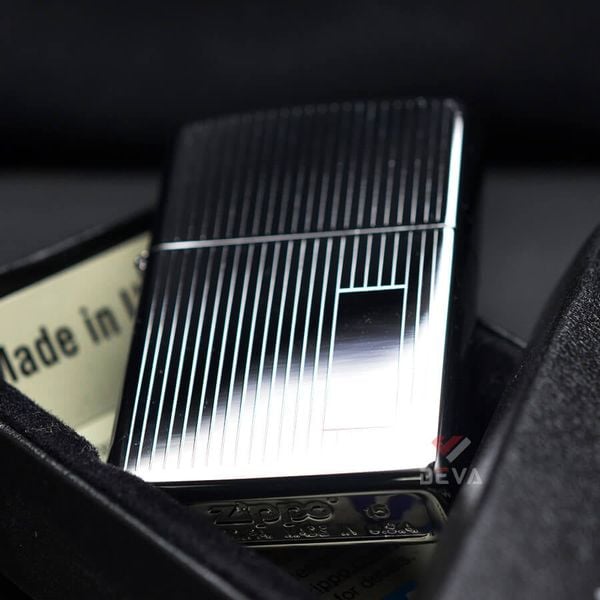 Zippo Mạ Chrome Vân Kẻ Dọc Engine Turned Z228