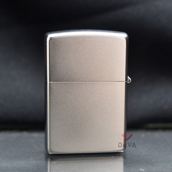 Zippo Mạ Satin Khắc Vòng Tròn Lửa Z47
