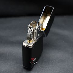 Zippo Chủ Đề Tác Phẩm Chó Sói Của Lindsay Kivi Z96
