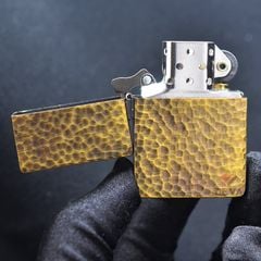 Zippo Tái Bản 1935 Vân Gõ Búa Z319