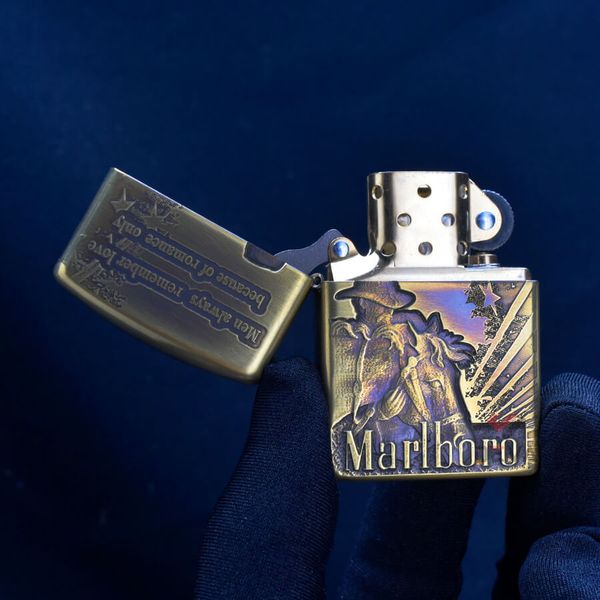 Zippo Armor Khắc Chàng Cao Bồi Marlboro Bản Giới Hạn ZD45