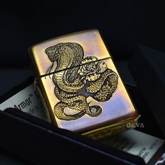 Zippo Armor Khắc Sâu Rắn Hổ Mang Chúa ZD72