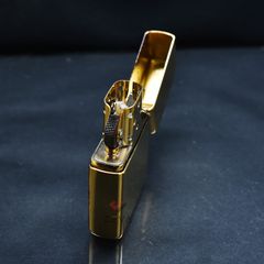 Zippo Armor Khắc Sâu Rắn Hổ Mang Chúa ZD72