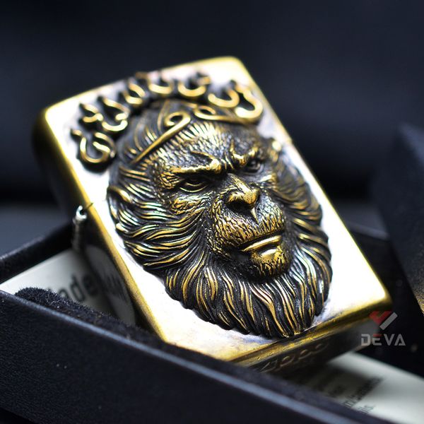 Zippo Ốp Nổi Mỹ Hầu Vương Tôn Ngộ Không ZD19