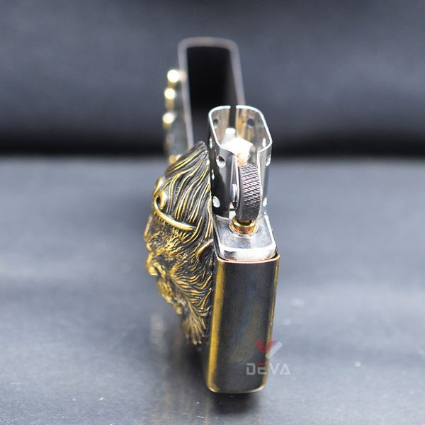 Zippo Ốp Nổi Mỹ Hầu Vương Tôn Ngộ Không ZD19