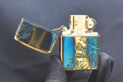 Zippo Armor Đồng Cháy Khắc Rồng Chầu ZN18