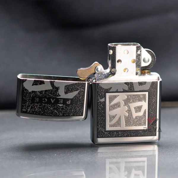 Zippo Chữ Tượng Hình Chủ Đề Hòa Bình Peace ZN63