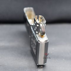 Zippo Chữ Tượng Hình Chủ Đề Hòa Bình Peace ZN63