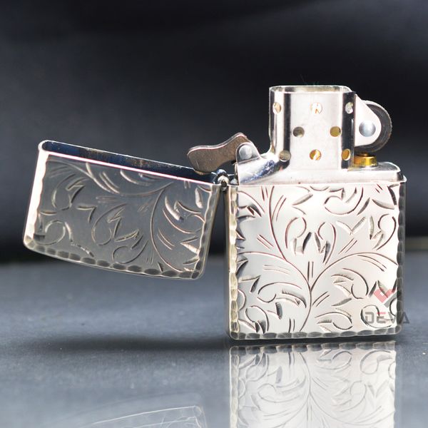 Khắc hoa văn màu bạc cổ Antique ZN52