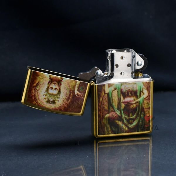 Zippo In Hình Vị Nữ Thần Tay Cầm Sen ZN273