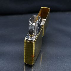 Zippo Khắc Hình Hổ Rình Mồi ZN154