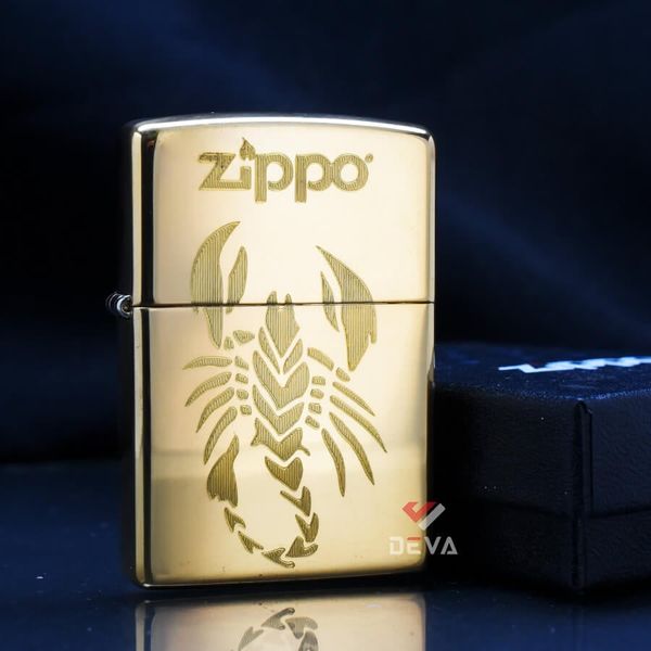 Zippo Khắc Hình Con Bọ Cạp ZN44