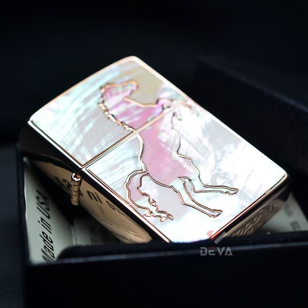Zippo Khảm Trai Chủ Đề Con Ngựa ZN98