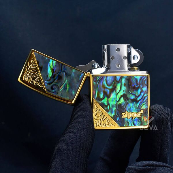 Zippo Khảm Trai Hoa Văn Góc Chéo ZN29